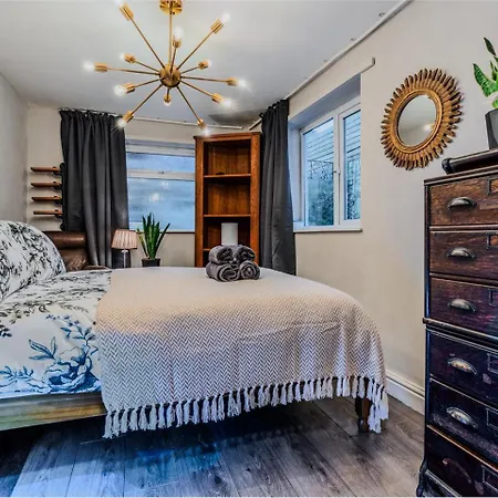 Flat With Parking Apartment