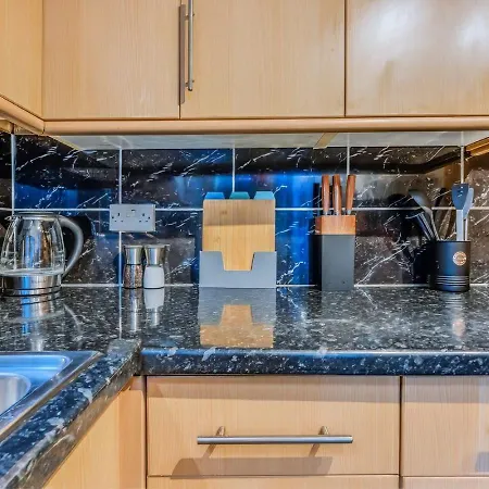 公寓 Pet-friendly Flat W/ Garden Patio & Smart Tv 布里斯托