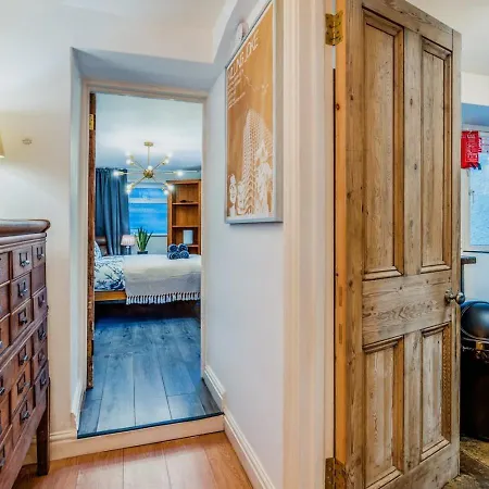 Pet-friendly Flat W/ Garden Patio & Smart Tv * Бристоль