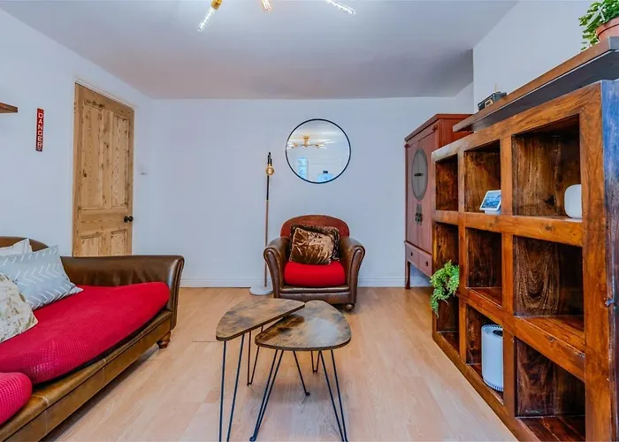 Pet-friendly Flat W/ Garden Patio & Smart Tv Apartmán *